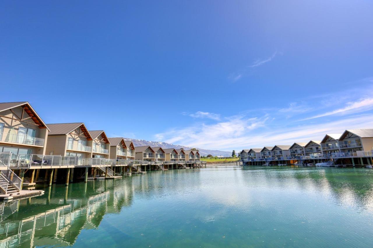 Marsden Lake Resort Central Otago Кромвель Екстер'єр фото The resort at the Blue Lagoon